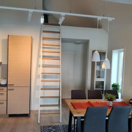 Ny Rorbu Pa Kaikanten *